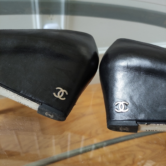 Chanel Interlocking CC Logo Patent Leather Cap Toe Wedge Pumps 38 black - Picture 3 of 16